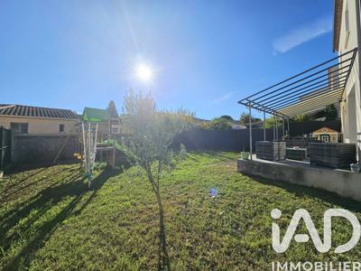 Maison - 85 m² - 4 pièces