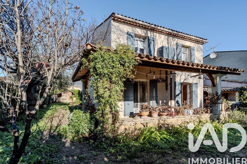 Maison - 106 m² - 5 pièces