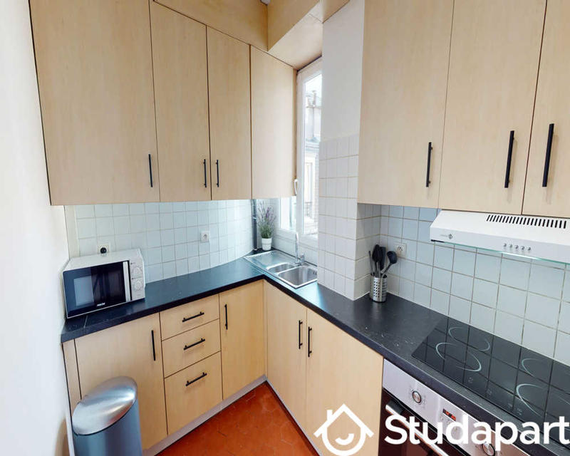 Chambre - 80 m² - 1 pièce