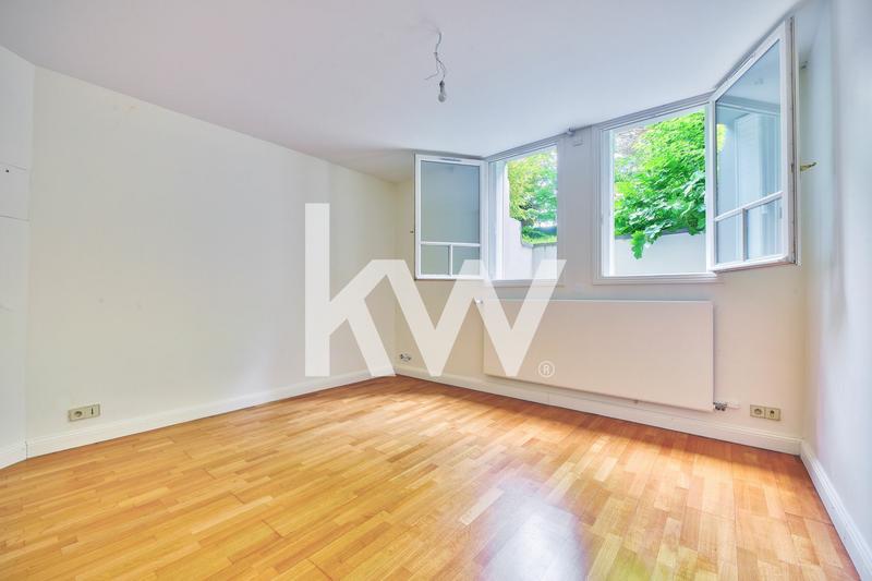 Appartement - 246 m² - 7 pièces