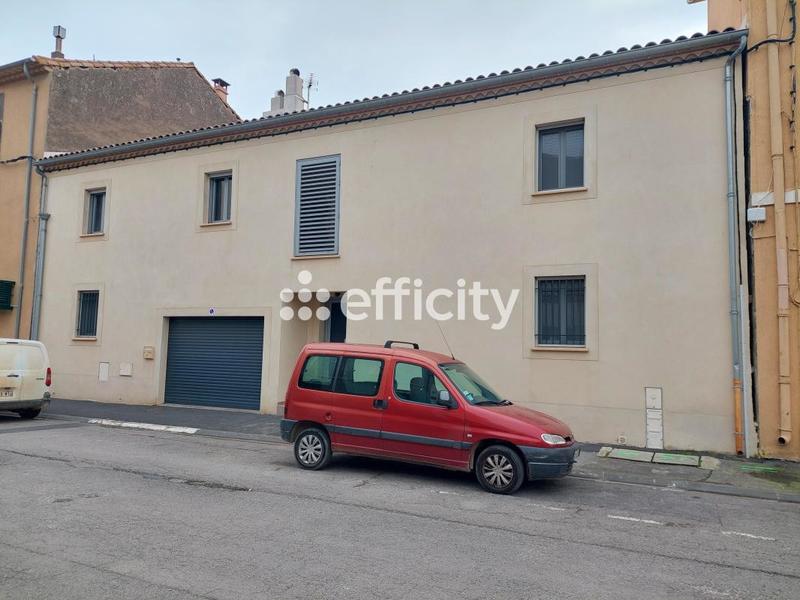 Maison - 244 m² - 7 pièces