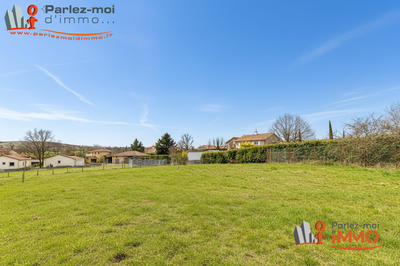 Terrain - 745 m²