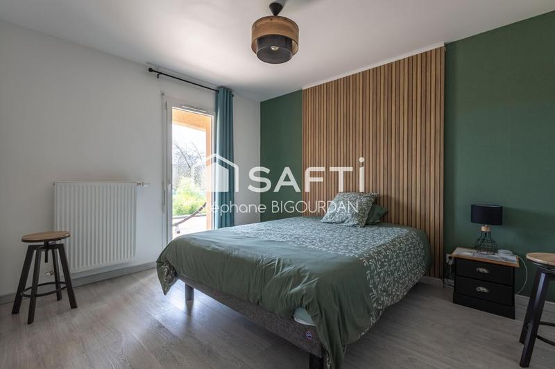 Maison - 120 m² - 6 pièces