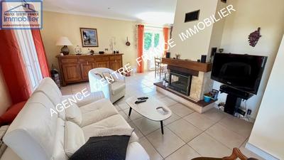 Maison - 98 m² - 5 pièces