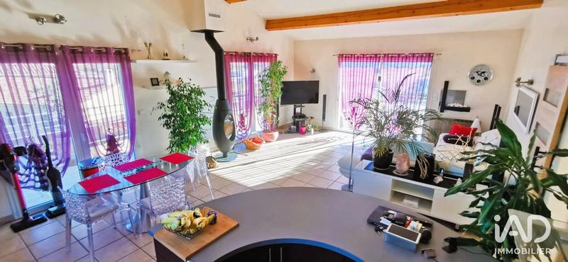 Maison - 235 m² - 5 pièces