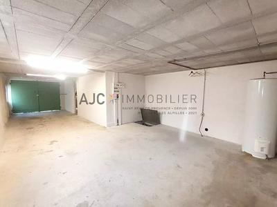 Appartement - 115 m² - 4 pièces