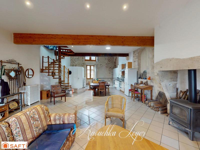 Maison de ville - 235 m² - 7 pièces