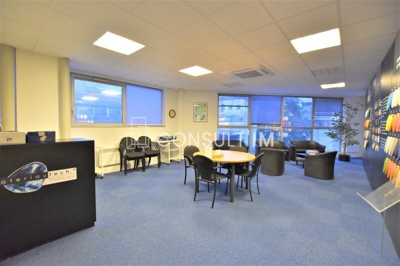 Local d'activité / Entrepôt - 328 m²