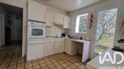 Maison - 143 m² - 6 pièces