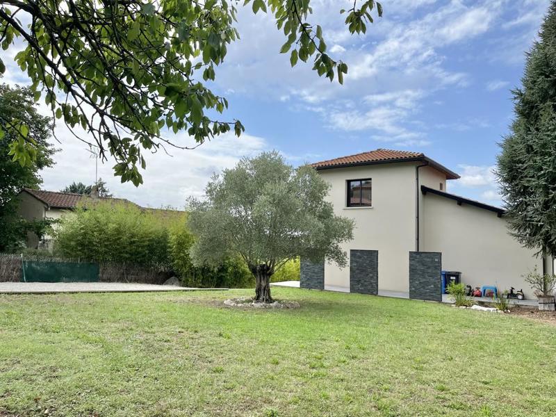 Maison - 182 m² - 6 pièces