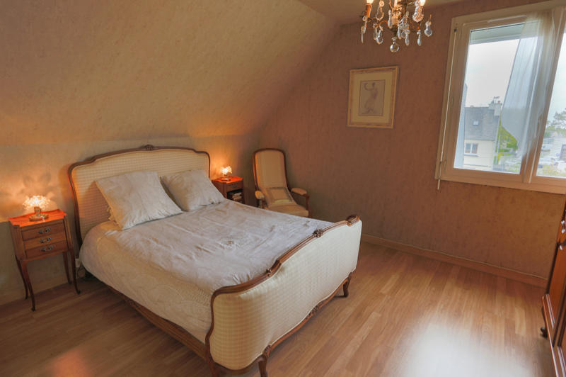 Maison - 114 m² - 7 pièces