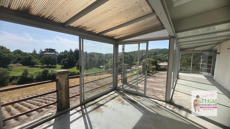 Propriété - 283 m² - 8 pièces