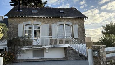 Maison - 85 m² - 5 pièces