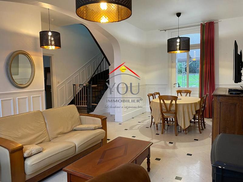 Propriété - 176 m² - 7 pièces