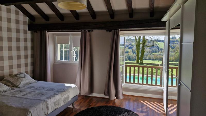 Maison - 450 m² - 13 pièces