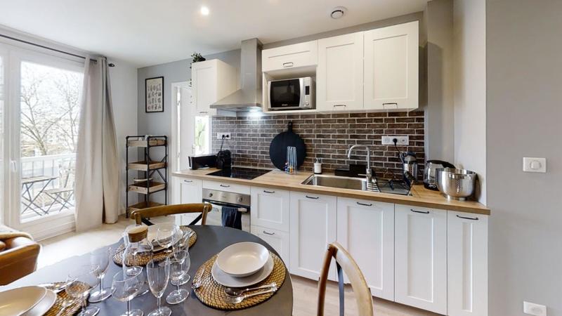 Appartement - 80 m² - 5 pièces