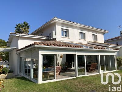 Maison de maîtres - 184 m² - 8 pièces