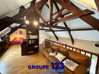 Maison - 198 m² - 5 pièces