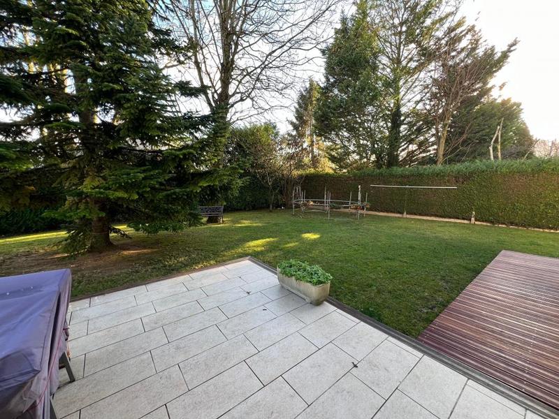 Villa - 185 m² - 6 pièces