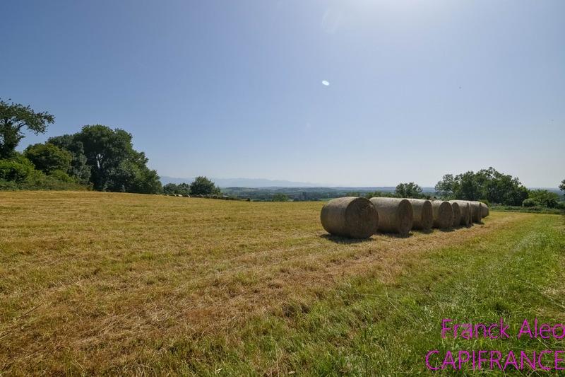 Maison - 102 m² - 4 pièces