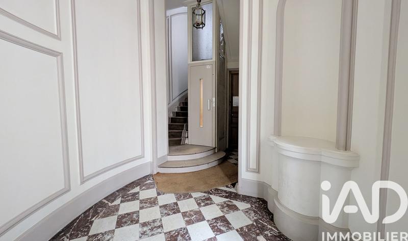 Studio - 9 m² - 1 pièce