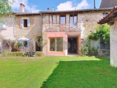 Maison - 135 m² - 7 pièces