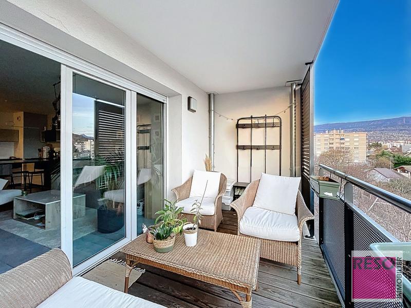 Appartement - 65 m² - 3 pièces