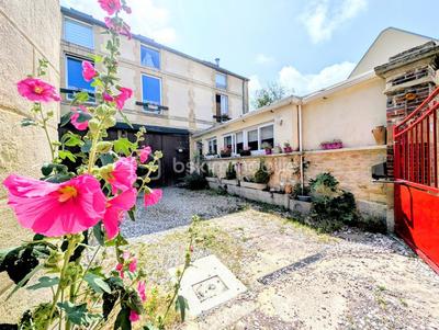 Maison en pierre - 140 m² - 6 pièces