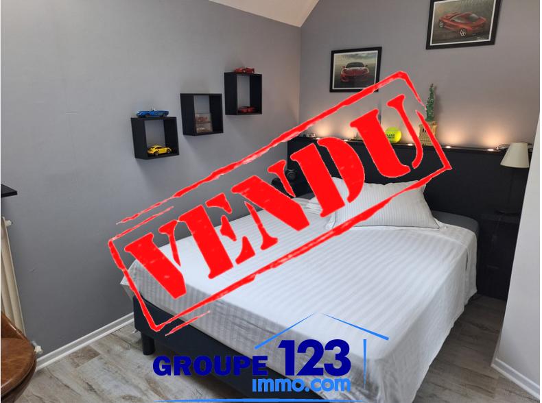 Maison - 211 m² - 8 pièces