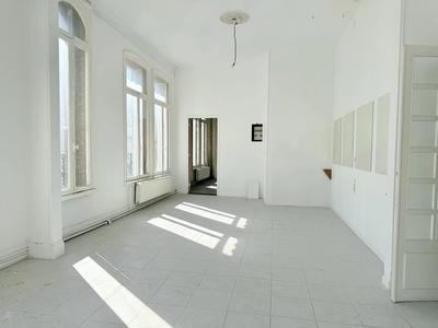 Bureau - 140 m² - 5 pièces