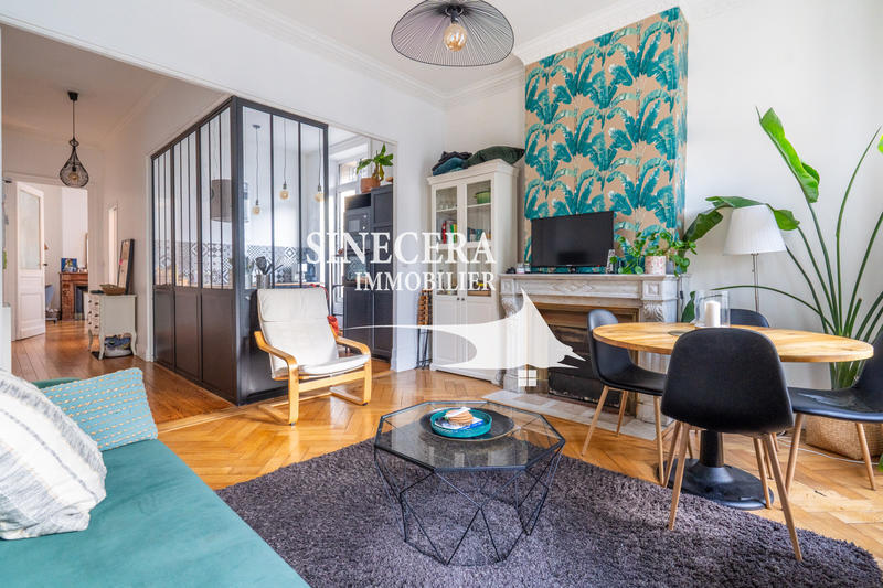 Appartement - 77 m² - 3 pièces