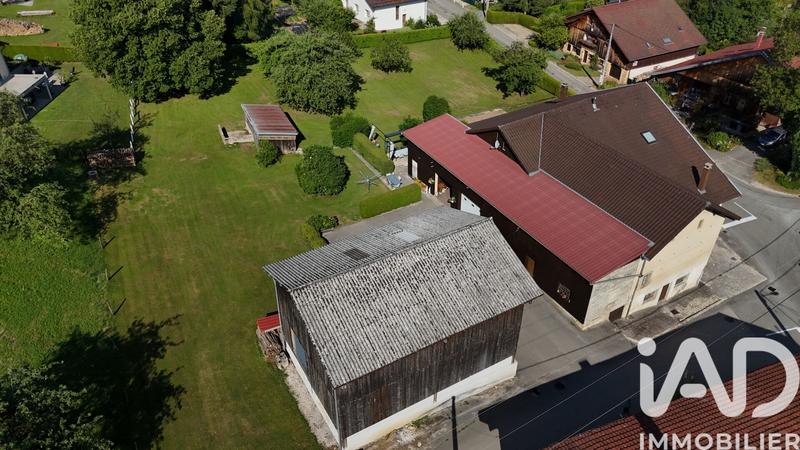 Appartement - 222 m² - 6 pièces