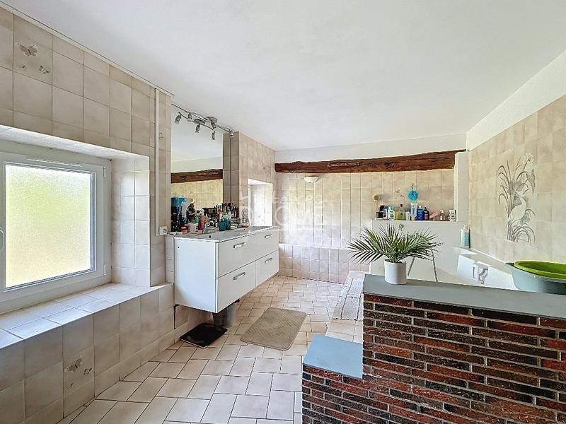 Propriété - 623 m² - 14 pièces