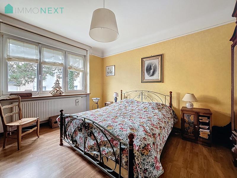 Maison - 213 m² - 9 pièces