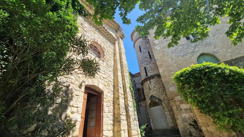 Maison - 200 m² - 8 pièces