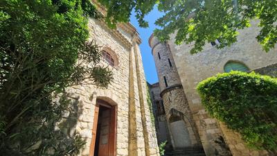 Maison - 200 m² - 8 pièces