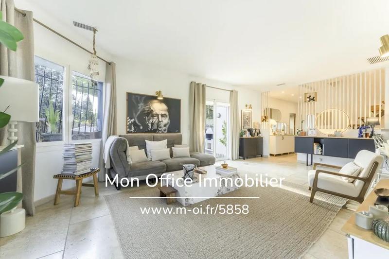 Maison - 185 m² - 7 pièces