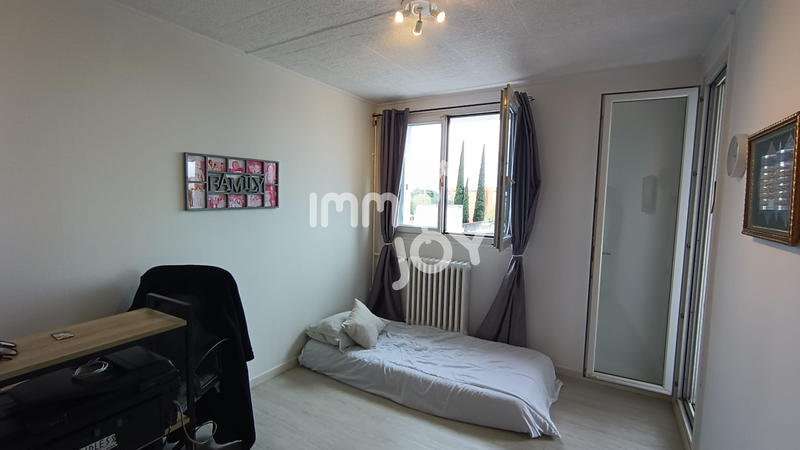 Appartement - 98 m² - 6 pièces