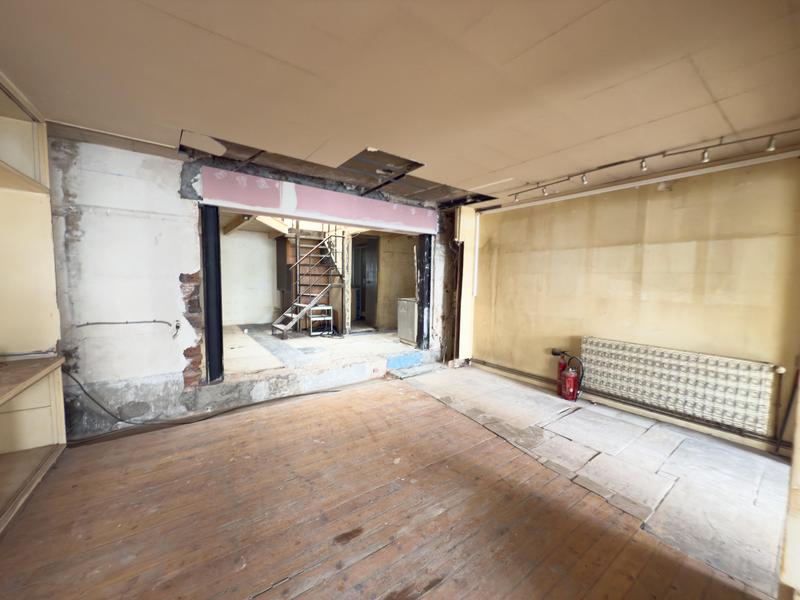 Appartement - 100 m² - 3 pièces