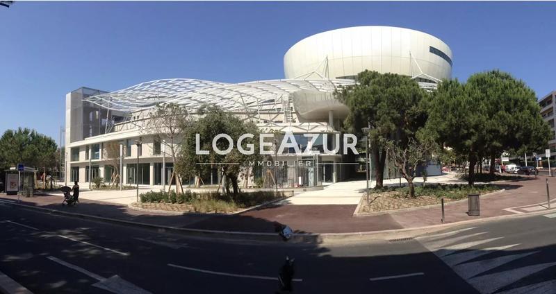 Fonds de commerce - 96 m²