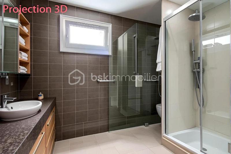 Maison - 111 m² - 6 pièces