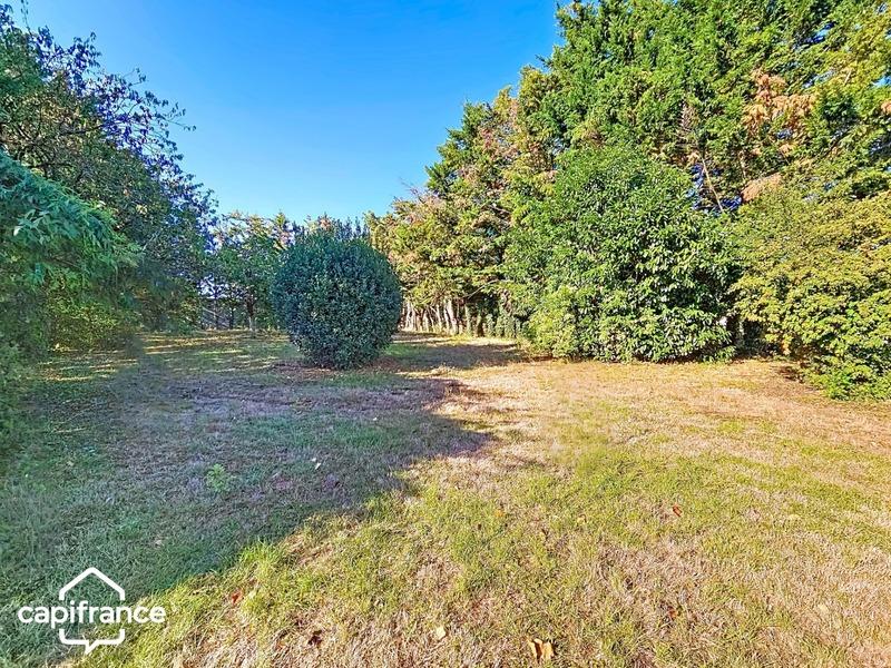 Maison - 226 m² - 8 pièces