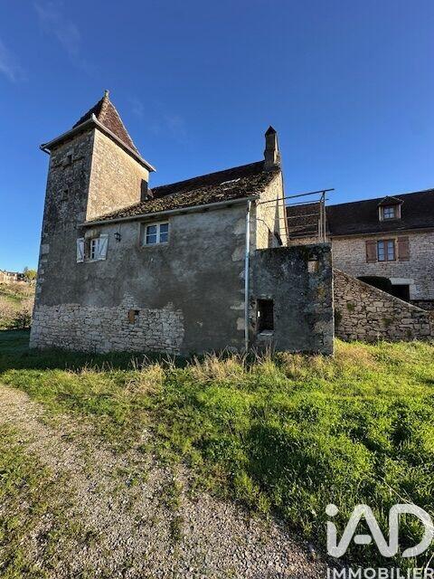 Maison de village - 94 m² - 4 pièces