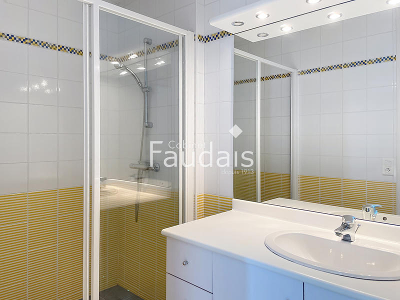 Appartement - 72 m² - 4 pièces