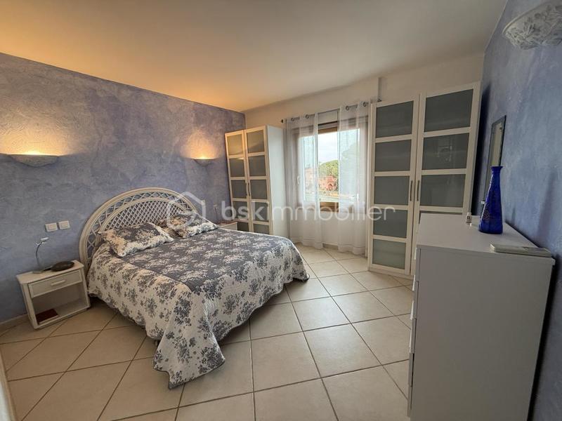 Maison jumelée - 110 m² - 4 pièces