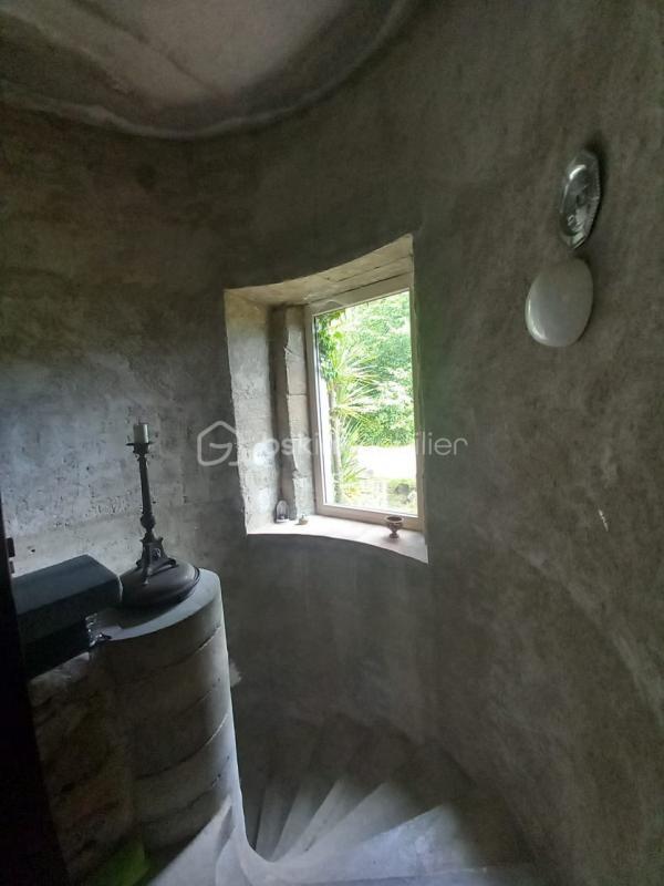 Maison - 400 m² - 17 pièces