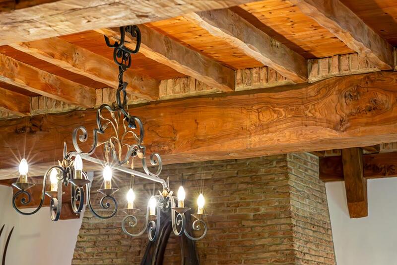 Maison - 250 m² - 10 pièces