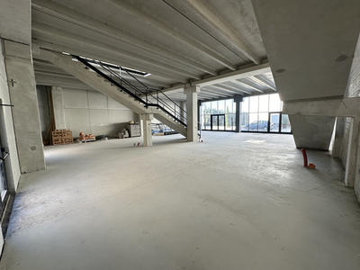 Local commercial - 580 m²