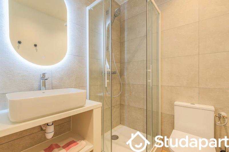 Chambre - 18 m² - 1 pièce