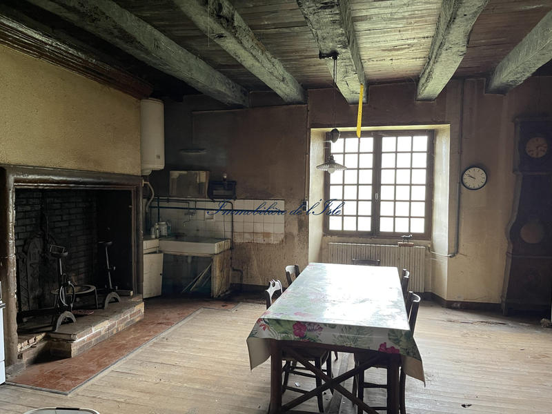 Maison - 216 m² - 7 pièces